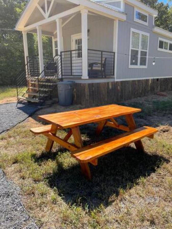Charming Tiny Home! Close To Oxford, Sardis Lake, Safari Animal Zoo מראה חיצוני תמונה
